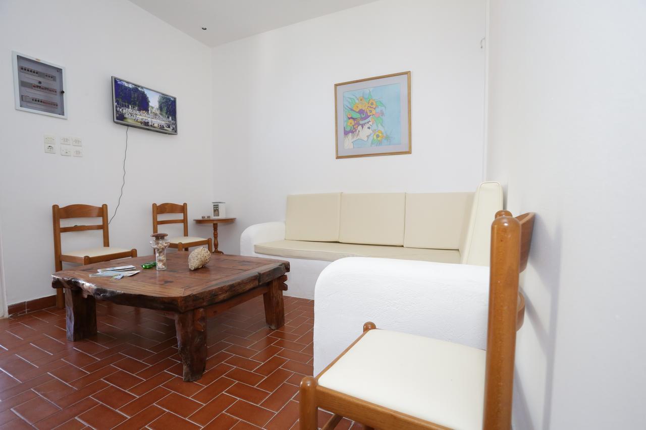 Artemis Suites Romanos  외부 사진