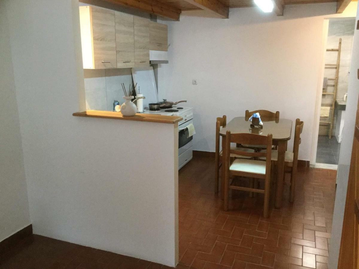 Artemis Suites Romanos  외부 사진